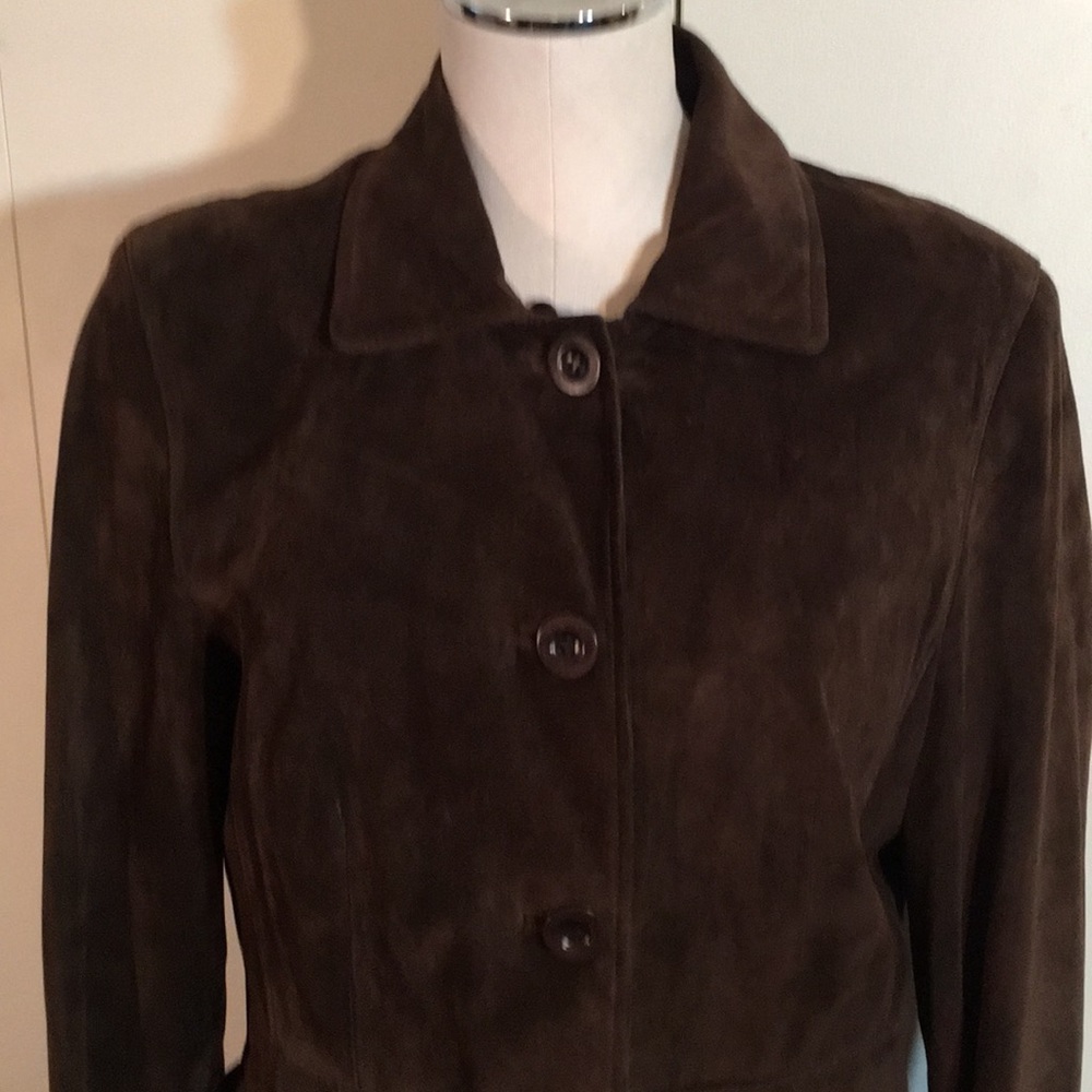Suede brown jacket w/ removable fur collar.